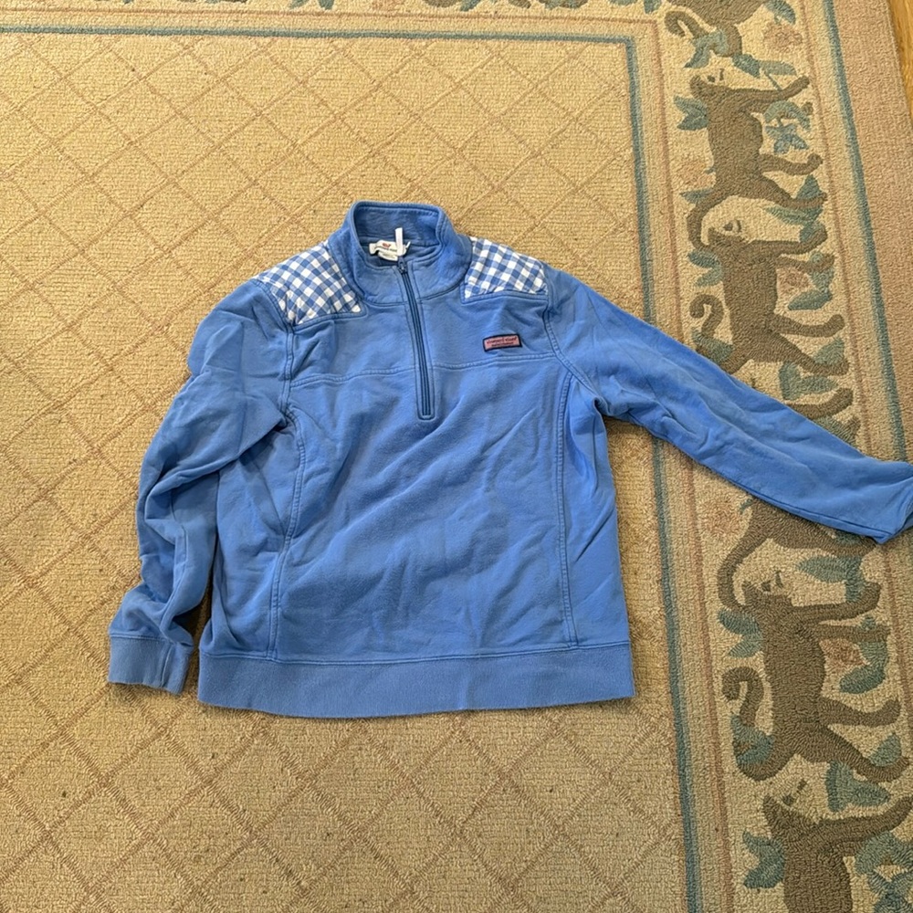 Vineyard vines sweatshirt